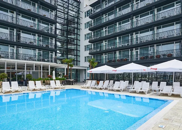 баваро Хотел 4*